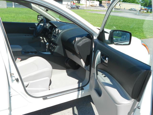 2010 Nissan Rogue 2.5S ONE Owner