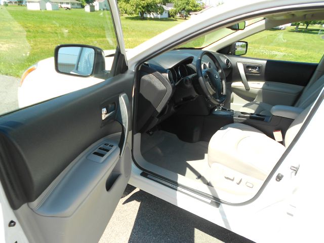 2010 Nissan Rogue 2.5S ONE Owner