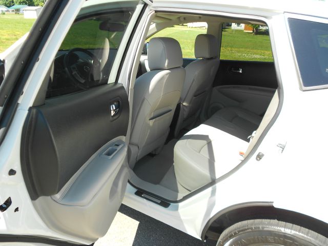 2010 Nissan Rogue 2.5S ONE Owner