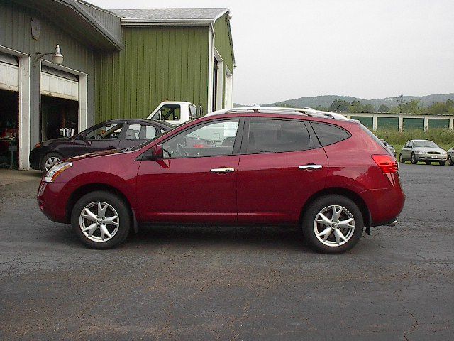 2010 Nissan Rogue LS S