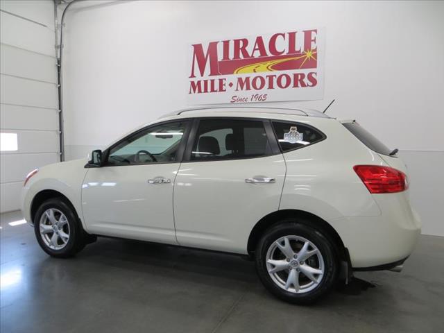 2010 Nissan Rogue SXT Van