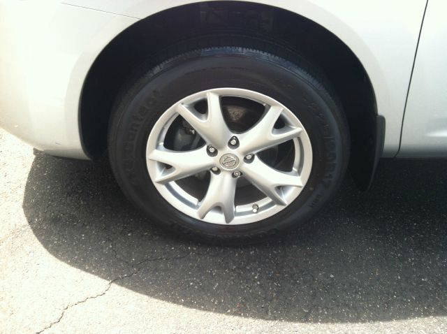 2010 Nissan Rogue 2.5S ONE Owner