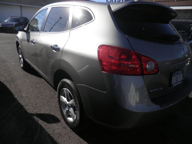 2010 Nissan Rogue Lariat Crew Cab 4WD DRW