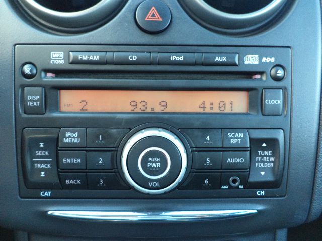 2011 Nissan Rogue Lariat Crew Cab 4WD DRW