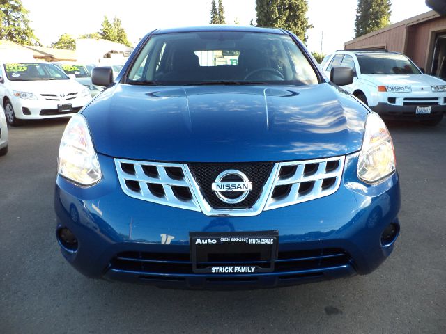 2011 Nissan Rogue Lariat Crew Cab 4WD DRW
