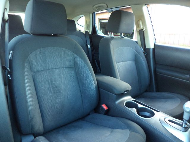 2011 Nissan Rogue Lariat Crew Cab 4WD DRW