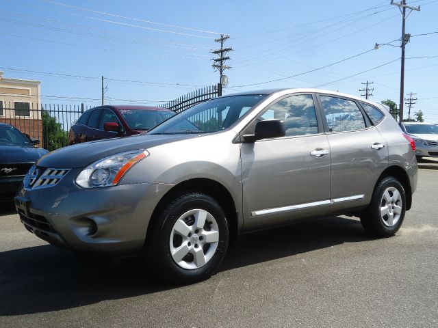 2011 Nissan Rogue Lariat Crew Cab 4WD DRW