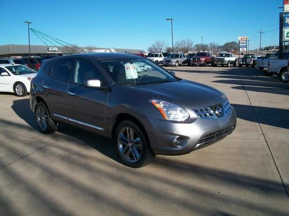 2011 Nissan Rogue Touring / AWD