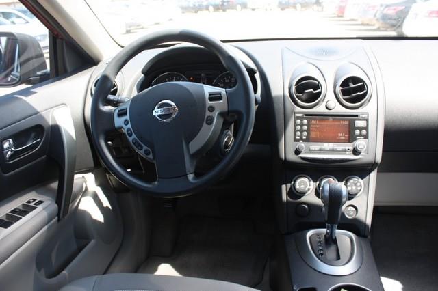 2011 Nissan Rogue XR