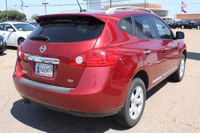 2011 Nissan Rogue XR