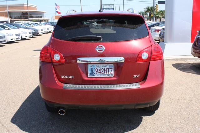 2011 Nissan Rogue XR