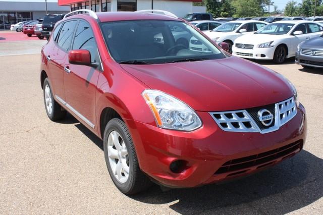 2011 Nissan Rogue XR
