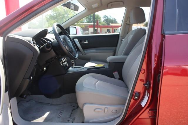 2011 Nissan Rogue XR