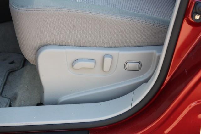 2011 Nissan Rogue XR