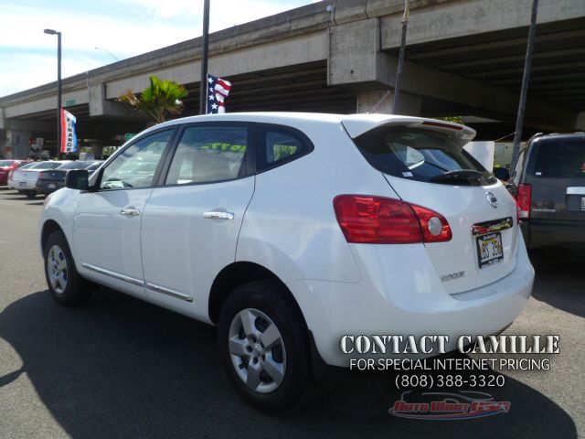 2011 Nissan Rogue Lariat Crew Cab 4WD DRW