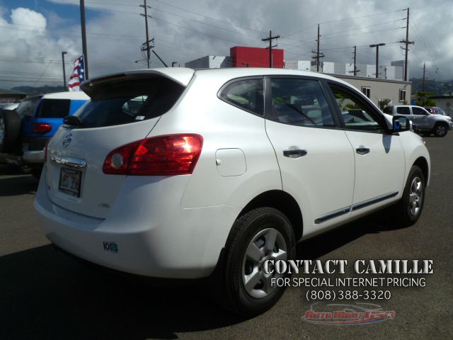 2011 Nissan Rogue Lariat Crew Cab 4WD DRW