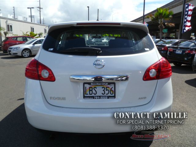 2011 Nissan Rogue Lariat Crew Cab 4WD DRW