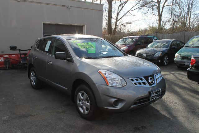 2011 Nissan Rogue Lariat Crew Cab 4WD DRW