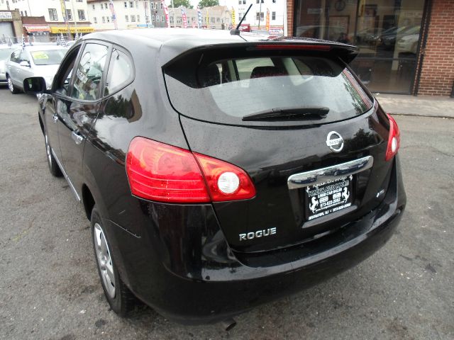 2011 Nissan Rogue 4dr 112 Inch WB Eddie Bauer SUV