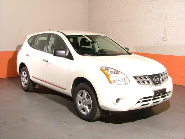2012 Nissan Rogue Lariat Crew Cab 4WD DRW