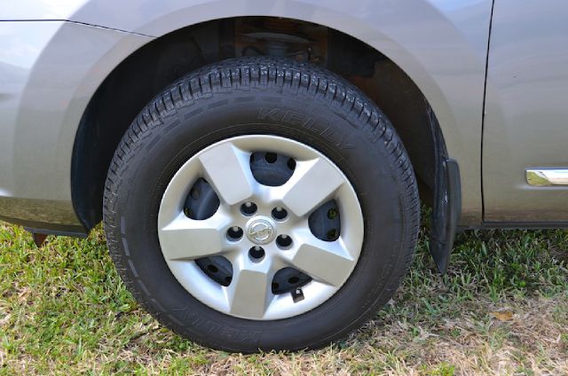 2012 Nissan Rogue Lariat Crew Cab 4WD DRW