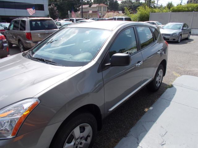2012 Nissan Rogue Lariat Crew Cab 4WD DRW