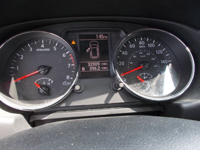 2012 Nissan Rogue Lariat Crew Cab 4WD DRW