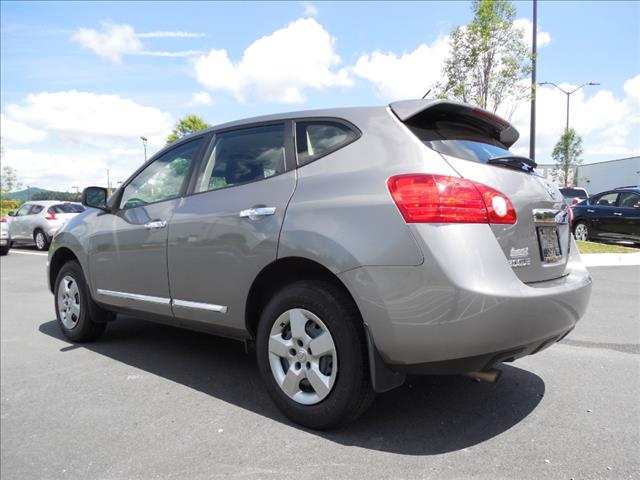 2012 Nissan Rogue Lariat Crew Cab 4WD DRW
