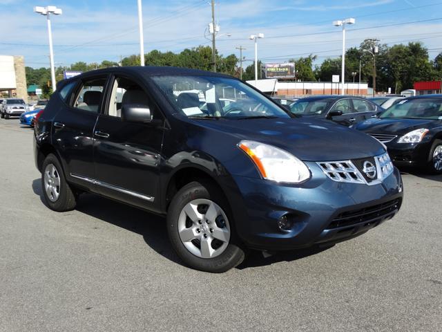 2013 Nissan Rogue Lariat Crew Cab 4WD DRW
