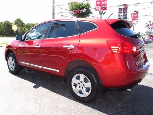 2013 Nissan Rogue BUG WITH Moonroof