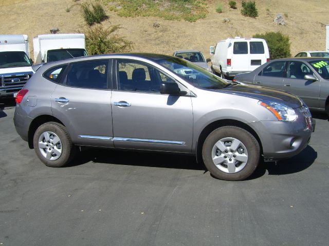 2013 Nissan Rogue Touring / AWD