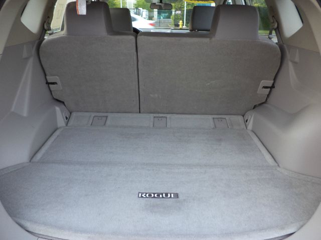 2013 Nissan Rogue Lariat Crew Cab 4WD DRW