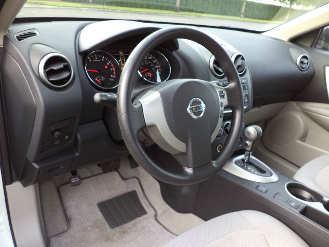 2013 Nissan Rogue Lariat Crew Cab 4WD DRW