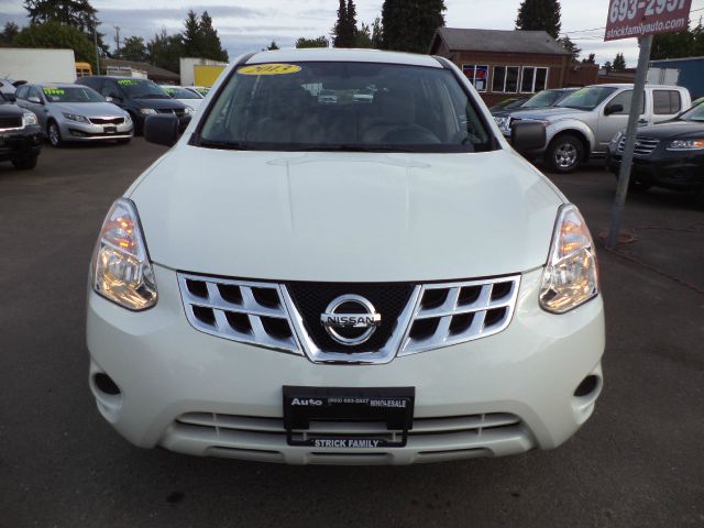2013 Nissan Rogue Lariat Crew Cab 4WD DRW