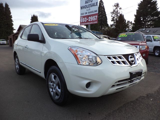 2013 Nissan Rogue Lariat Crew Cab 4WD DRW
