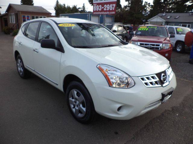 2013 Nissan Rogue Lariat Crew Cab 4WD DRW