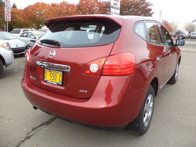 2013 Nissan Rogue Lariat Crew Cab 4WD DRW