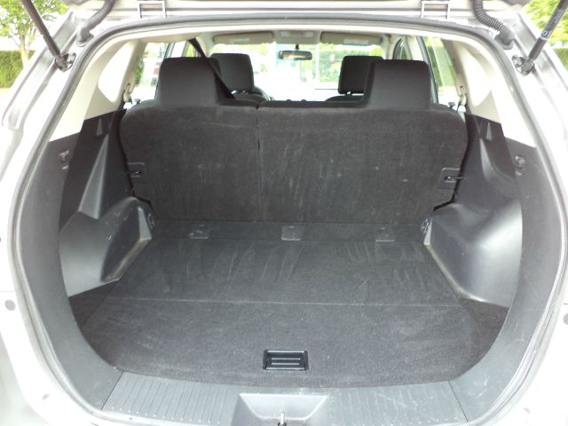 2013 Nissan Rogue Lariat Crew Cab 4WD DRW