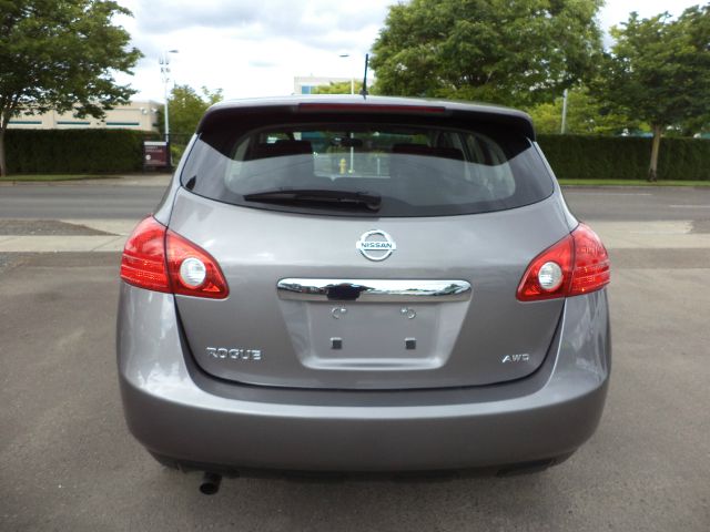 2013 Nissan Rogue Lariat Crew Cab 4WD DRW