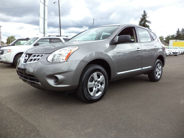 2013 Nissan Rogue Lariat Crew Cab 4WD DRW