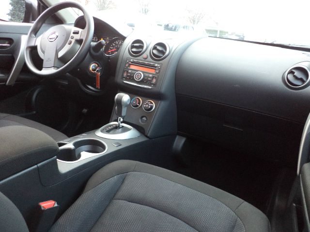 2013 Nissan Rogue Lariat Crew Cab 4WD DRW