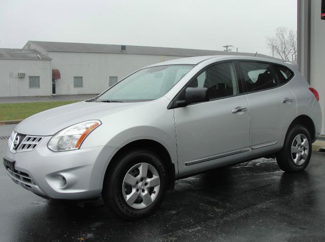 2013 Nissan Rogue Touring / AWD
