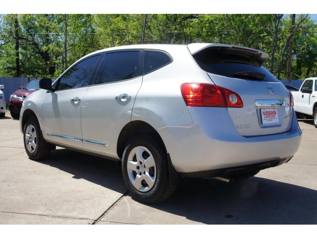 2013 Nissan Rogue XR