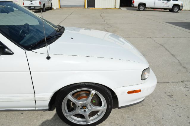 1992 Nissan Sentra Crew Cab Standard Box 4-wheel Drive SLE