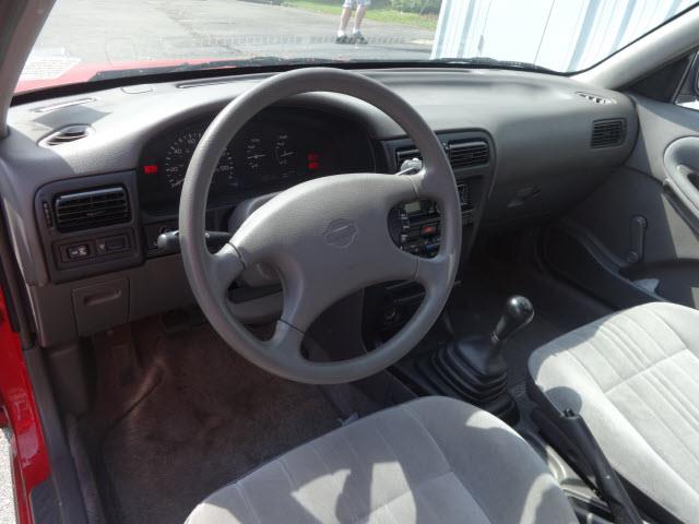 1993 Nissan Sentra W/nav.sys