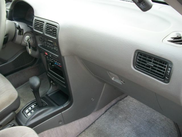 1994 Nissan Sentra Journey Sedan