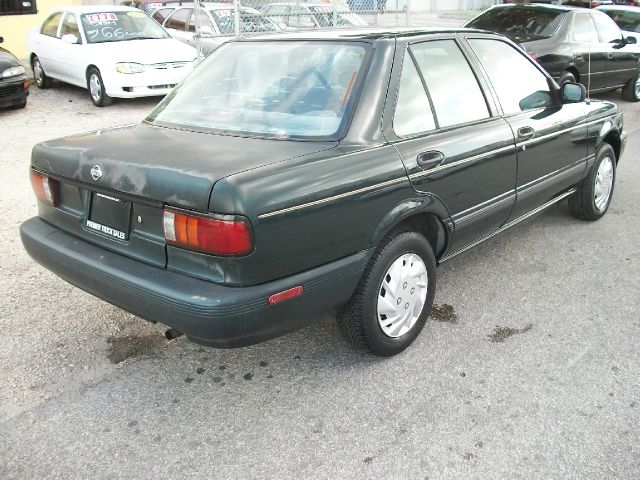 1994 Nissan Sentra Journey Sedan