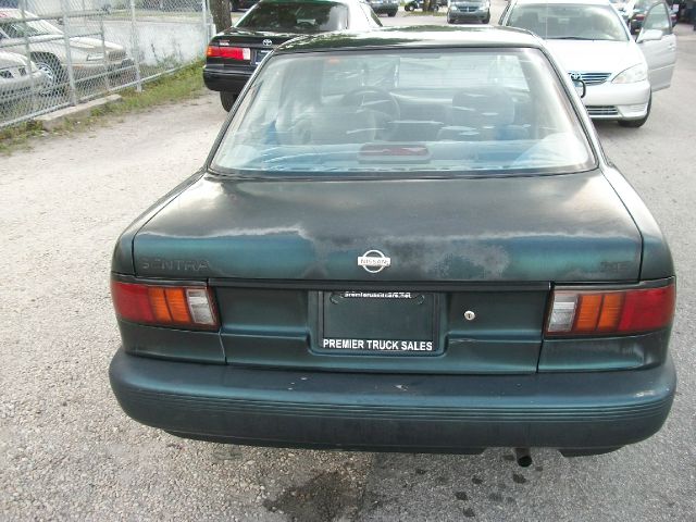 1994 Nissan Sentra Journey Sedan