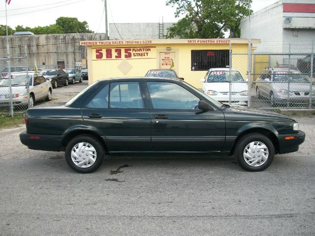 1994 Nissan Sentra Journey Sedan