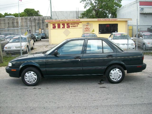 1994 Nissan Sentra Journey Sedan
